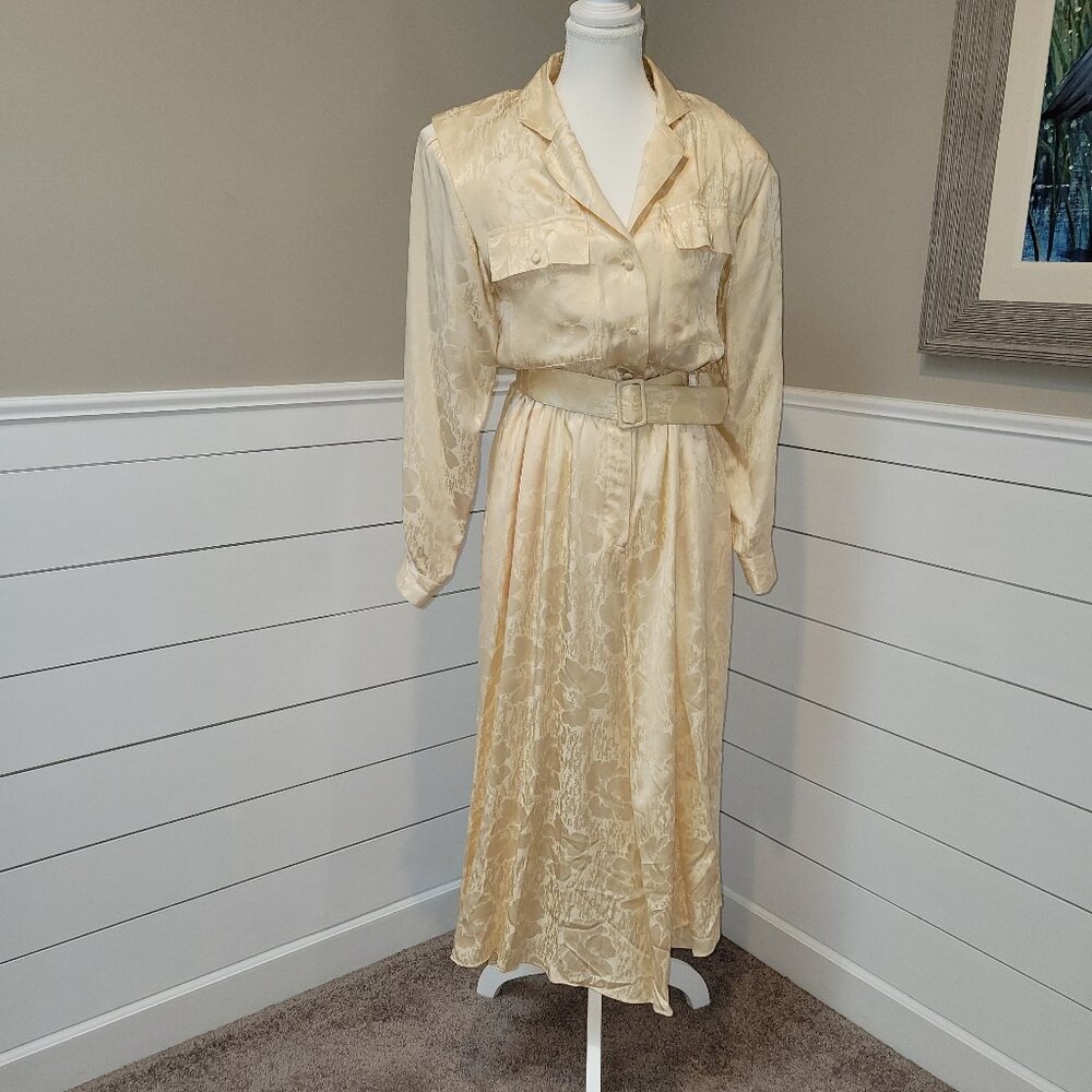 Vintage Timeless Cream Colored Silk Upscale Shirtdress Size 6